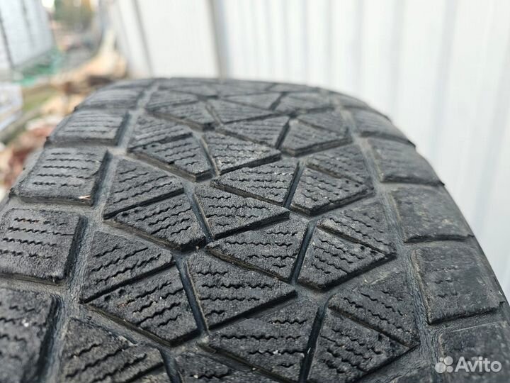 Bridgestone Blizzak Ice 225/60 R17 99R