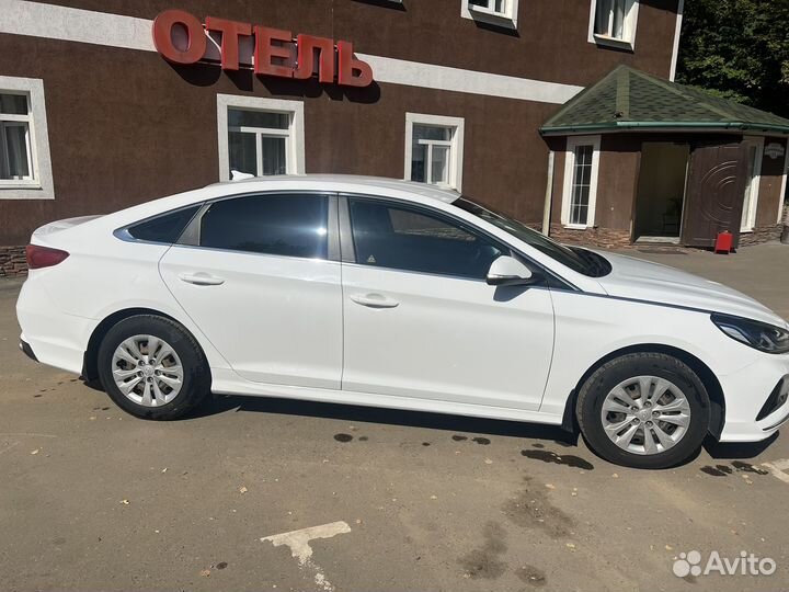 Hyundai Sonata 2.0 AT, 2019, 196 000 км