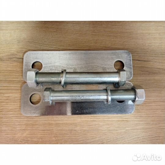 Серьга газ-3302 рессоры в сборе (2 щеки, 2 болта,б