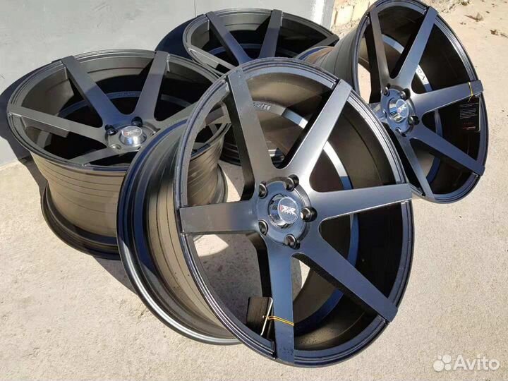 Литые диски Shogun. J8,5. R17. 5/114,3