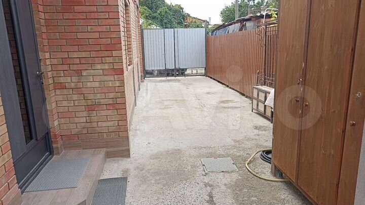 Дом 110 м² на участке 2 сот.