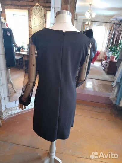 Чёрное платье