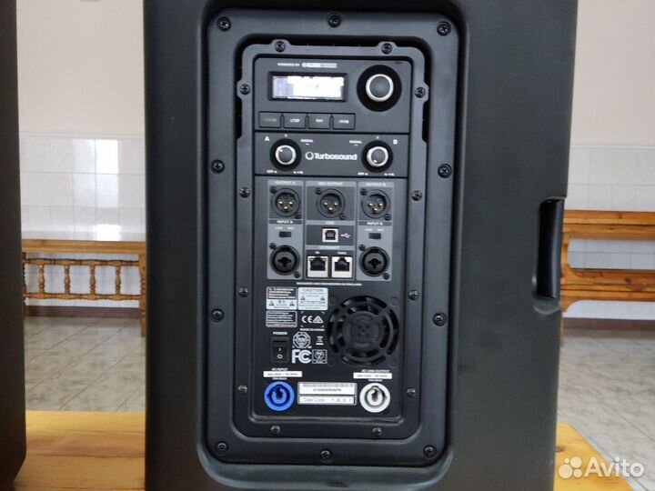 Колонки Turbosound IQ15