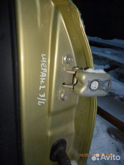 Петля двери задней левой верхняя Рено Меган 2