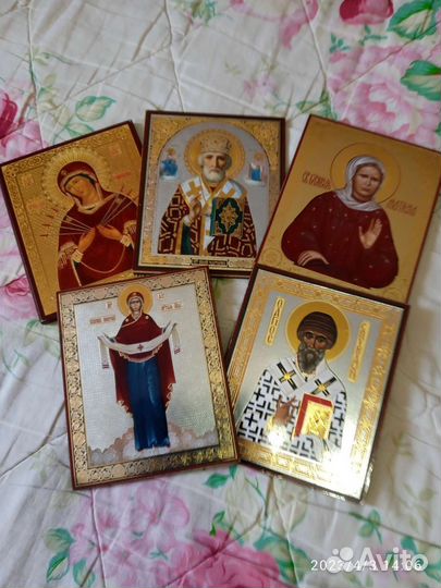 Иконы новые. За все цена