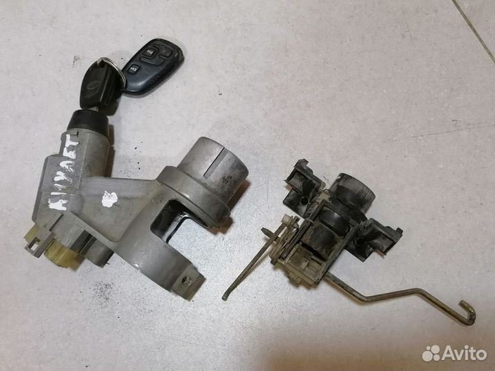 Замок зажигания и личинка багажника Chery Amulet