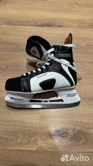 Хоккейные коньки