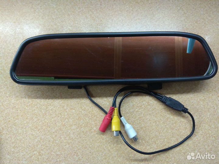 Зеркало-монитор салонное автомобильное