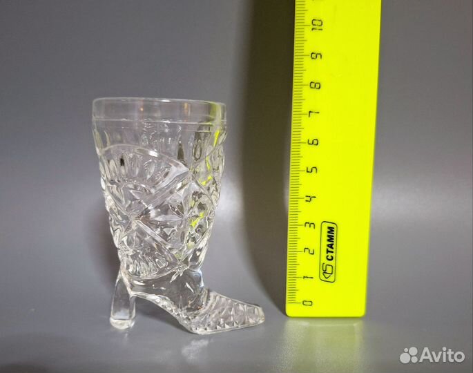 Хрустальные рюмки сапожки