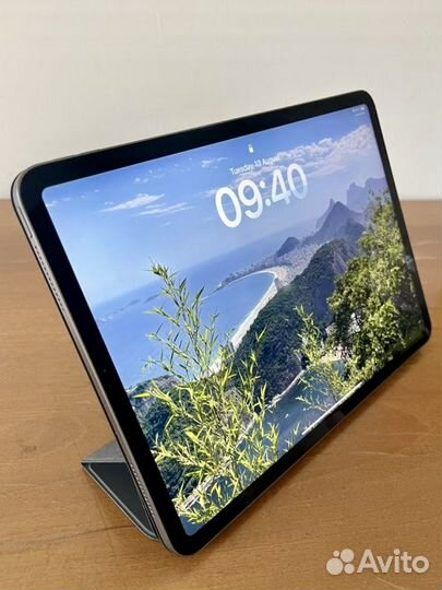 Apple iPad Pro 11 (1 поколение) 2018 Wi-Fi 256