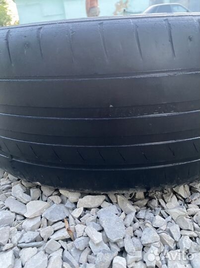 Supermax HWY 215/45 R17 91