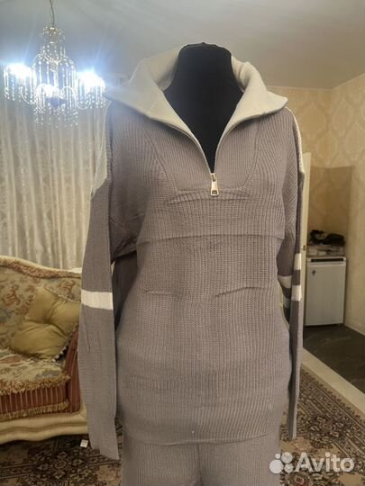 Костюм женский теплый