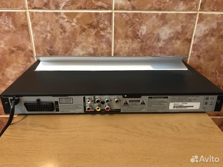 DVD и CD проигрыватель