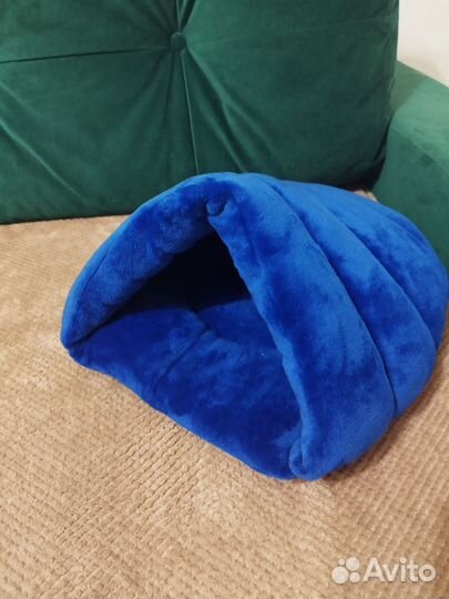 Лежанка нора для животных