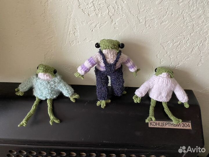 Вязаная лягушка
