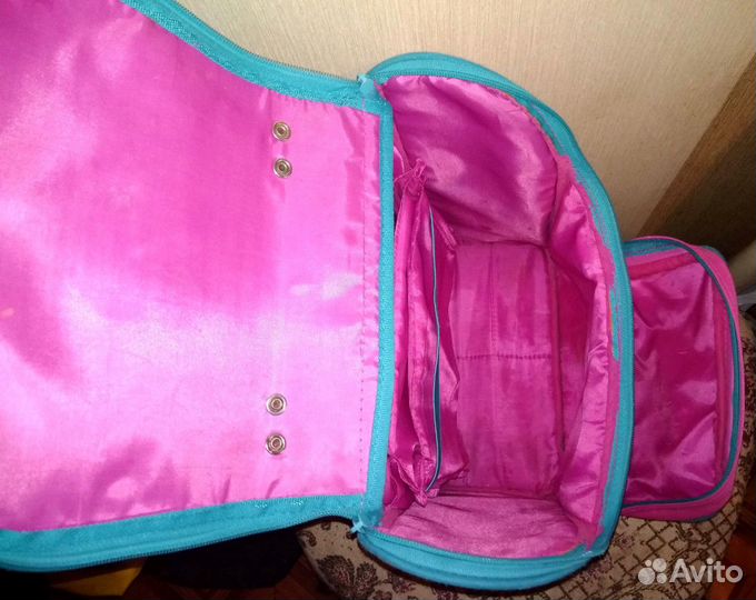 Рюкзак или ранец школьный для девочки 1-4 класс
