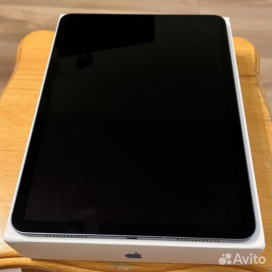 iPad Air 5 th Generation 64 GB