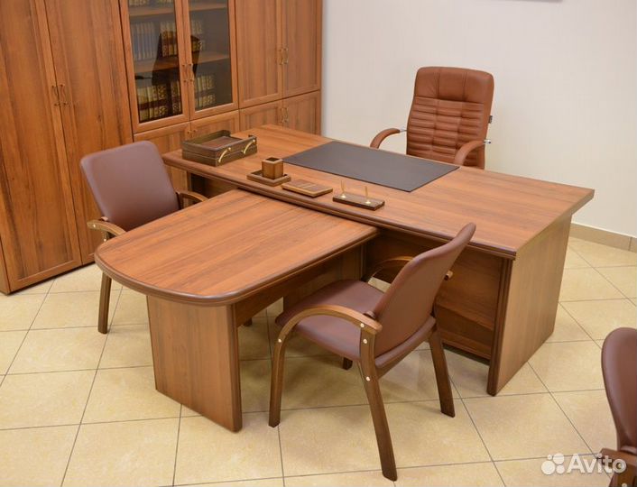 Офисная мебель бу
