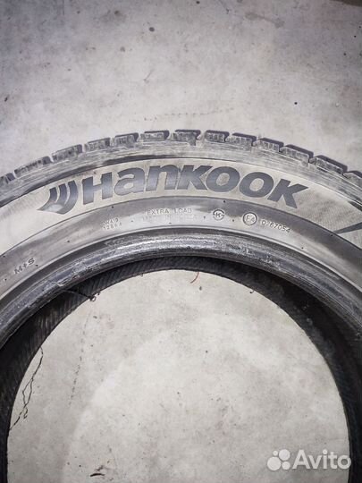 Hankook Winter I'Pike 235/55 R17