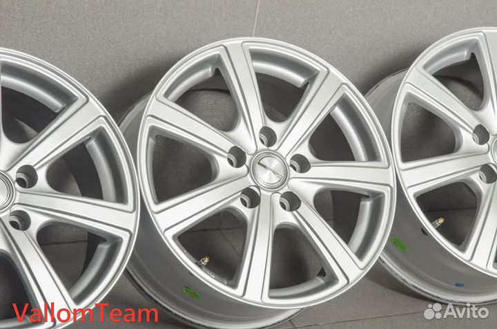 Лот M12452 Фирменные 16-е диски dunlop PRD