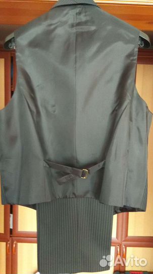 Костюм мужской
