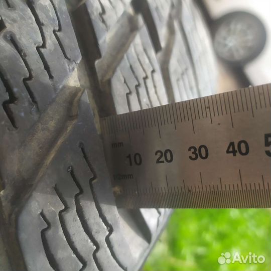 Nokian Tyres WR SUV 3 275/45 R20 110V