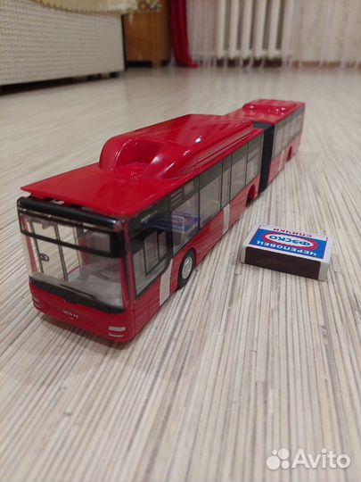 Игрушка автобус