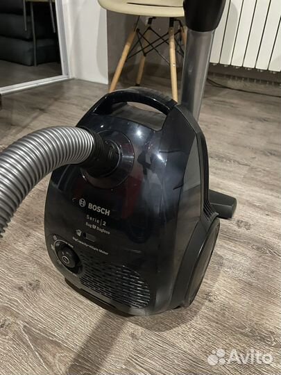 Пылесос Bosch с мешком в подарок