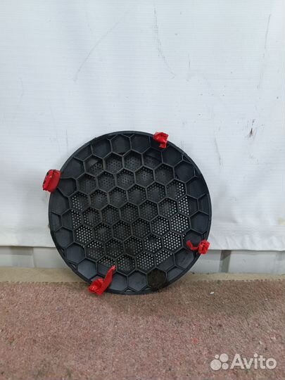 Решётка динамика renault sandero