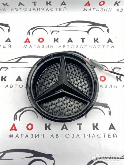 Значок в решетку Mercedes Стандарт Черный Глянцевы