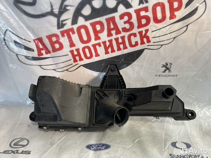 Корпус воздушного фильтра бмв Ф20 116d