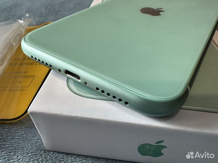 iPhone 11, 256 ГБ