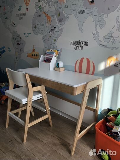 Растущий стол парта Wood из берёзы