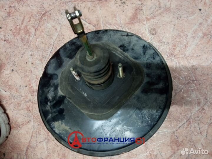 Вакуумный усилитель тормозной, 8200100229 renault