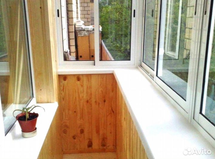 Остекление и отделка балконов