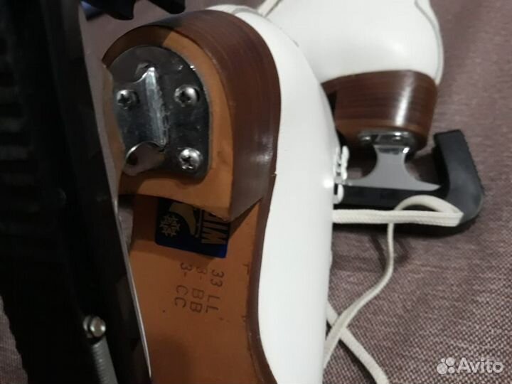 Коньки фигурные профессиональные wifa prima set 33