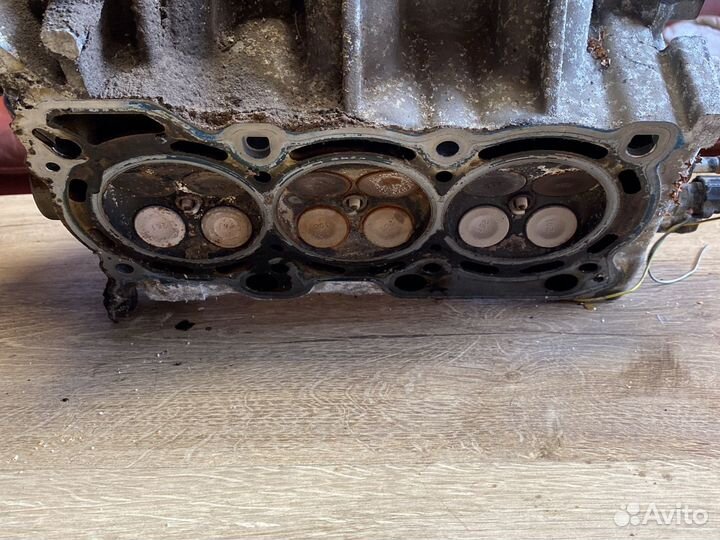 Mitsubishi colt головка блока цилиндров 1,1 бензин