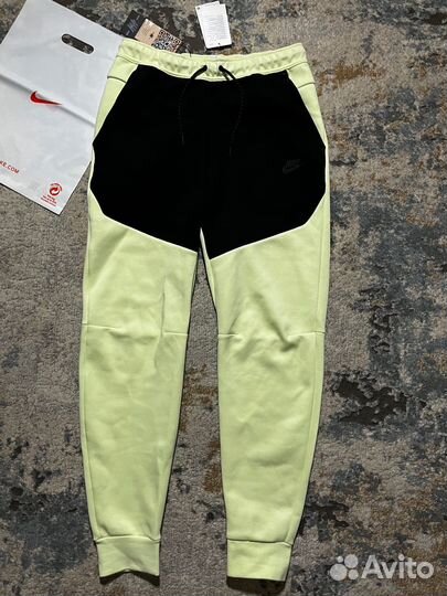 Брюки Nike Sportswear Tech Pants Lime Black