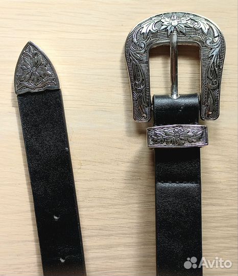 Ремень с двумя пряжками