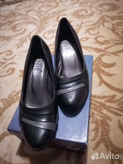 Туфли женские 39 размер