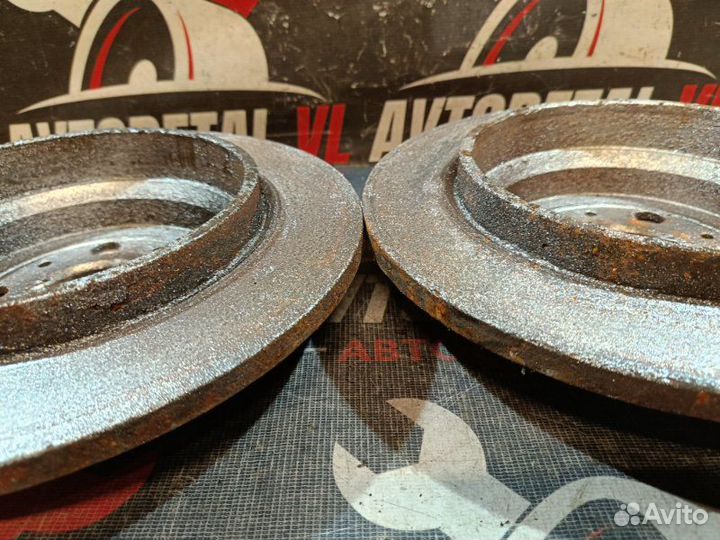 Тормозные диски заднее Volvo S80 седан 2.0 2001