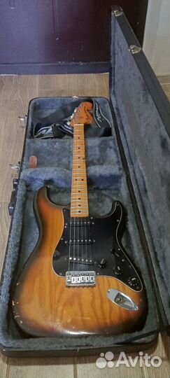 Электрогитара fender stratocaster 79 года