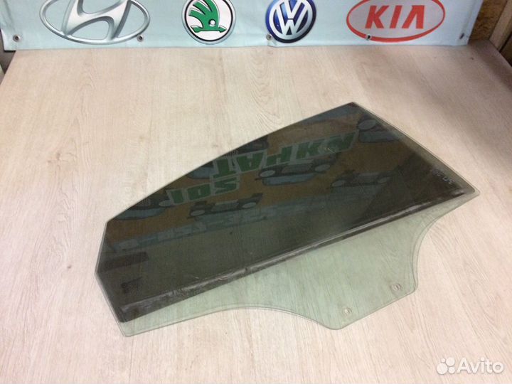 Солярис седан стекло двери задней правой