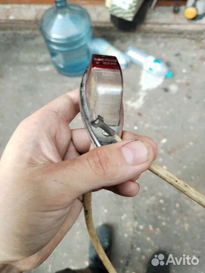 Стояночный огонь москвич