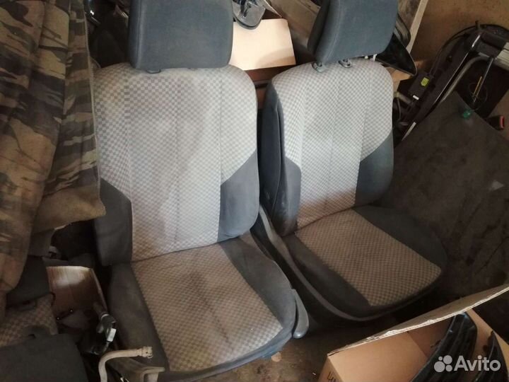 Сидения рено меган 2