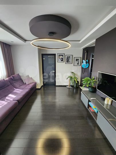 2-к. квартира, 56 м², 12/16 эт.