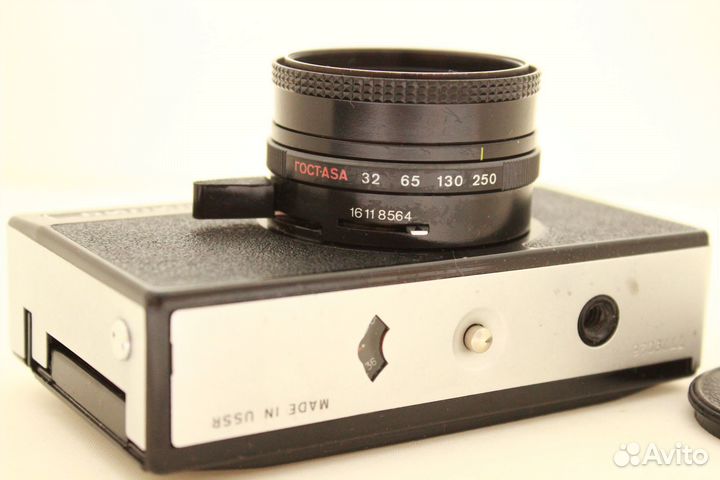 Пленочный фотоаппарат Вилия 35мм коробочный