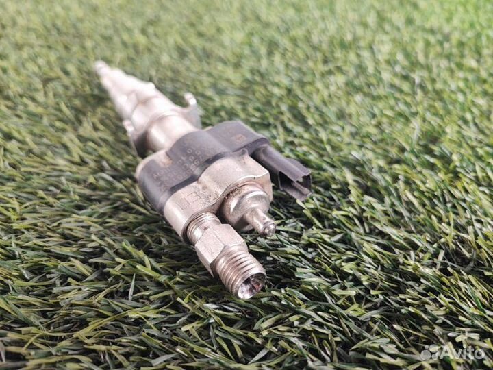 Форсунка топливная Bmw X6 E71 N63B44 2012