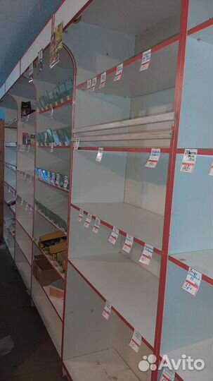 Стеллажи, витрины, прилавки