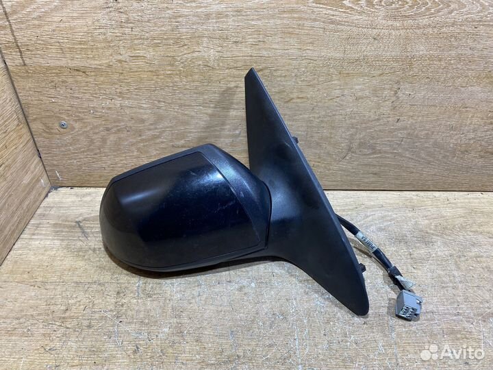 Зеркало правое Ford Mondeo 3 Арт. 7721167